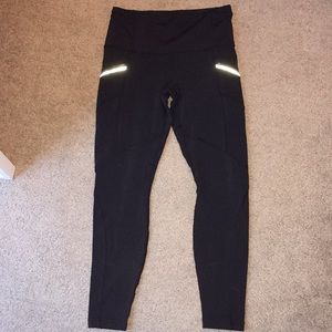 NWOT Lululemon Toasty Tech Tight
